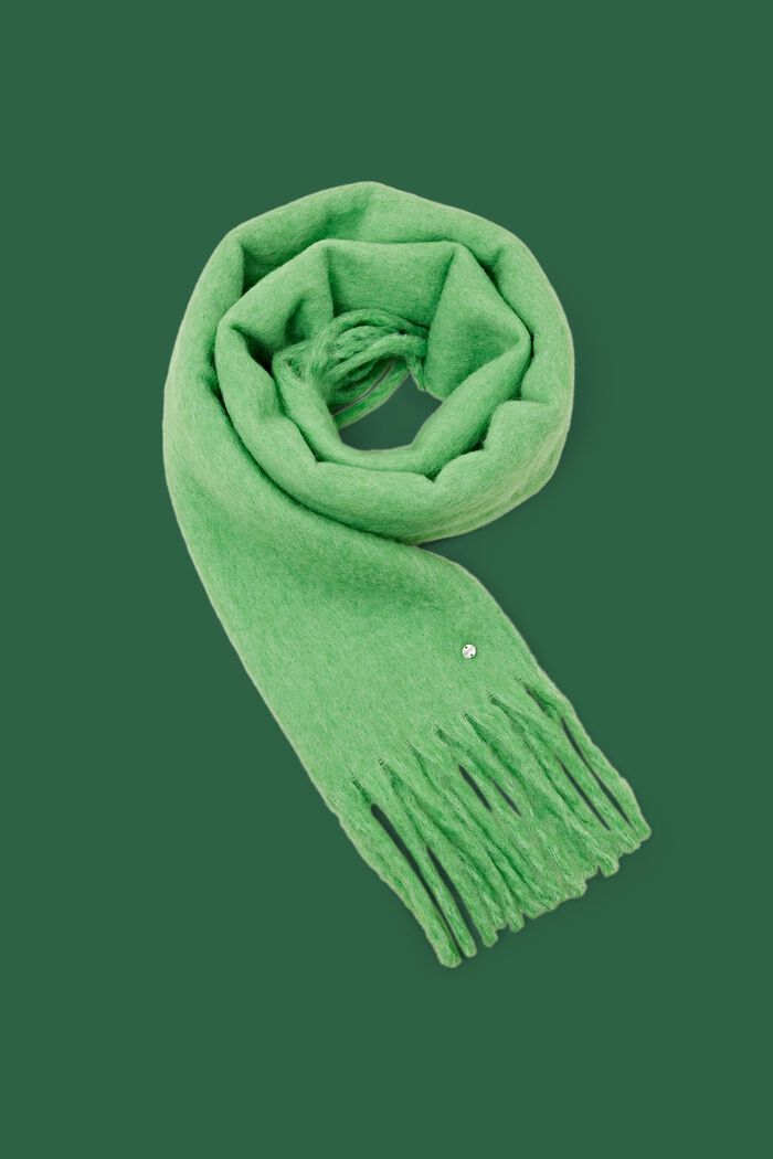 Strickschal mit Fransen