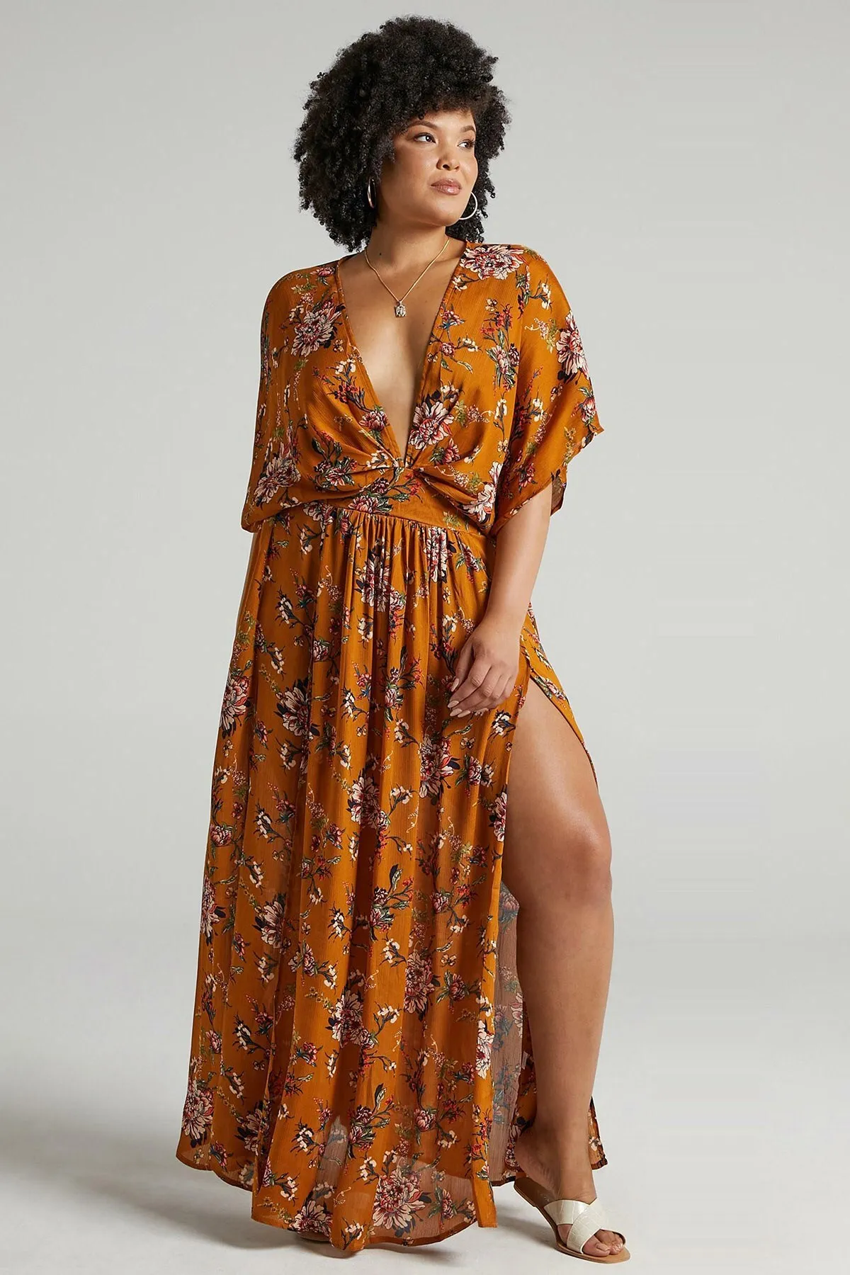 Madmext  Langes Kleid mit Senfmuster und Schlitz und detailliertem Muster Mg1698