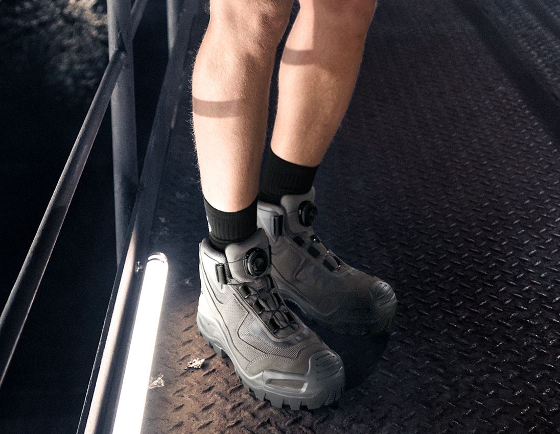 Metallica safety boots