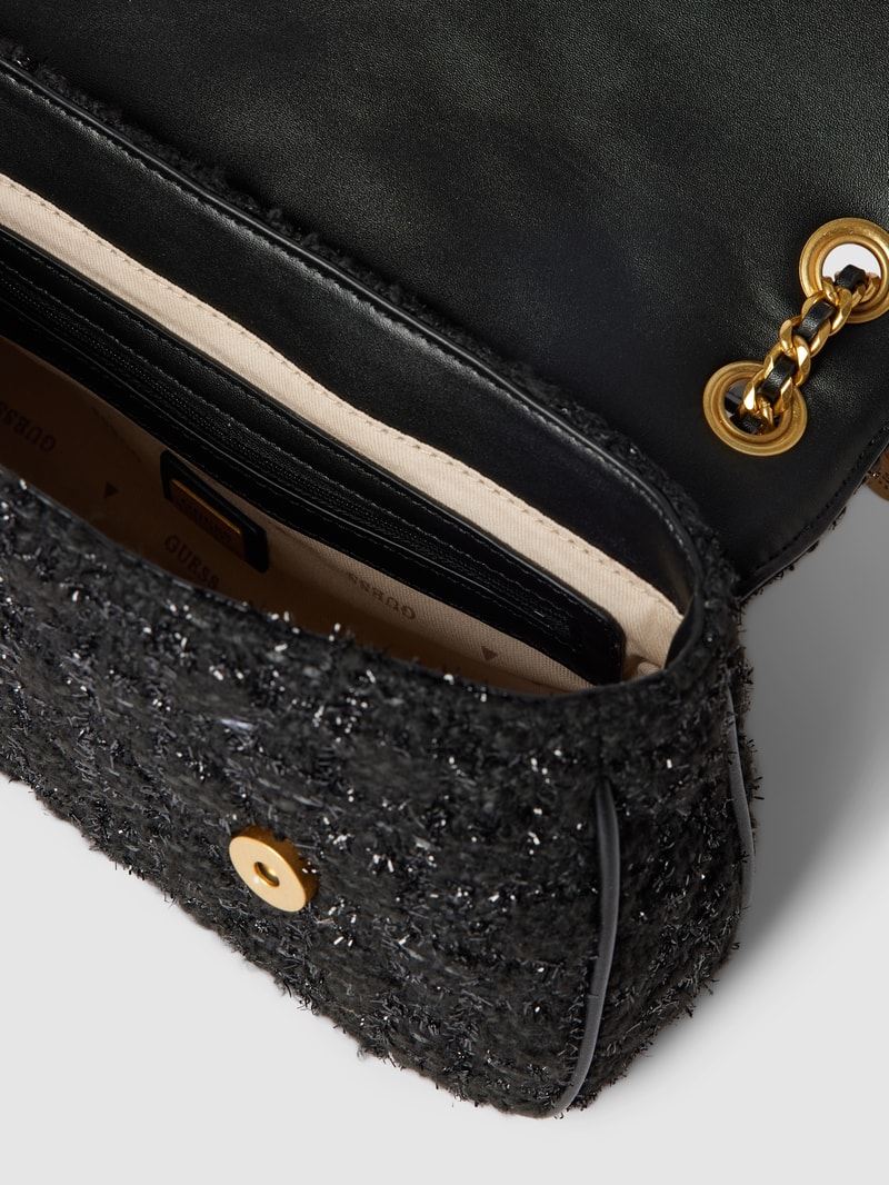 Crossbody Bag mit Label-Applikation Modell 'GIULLY' in schwarz