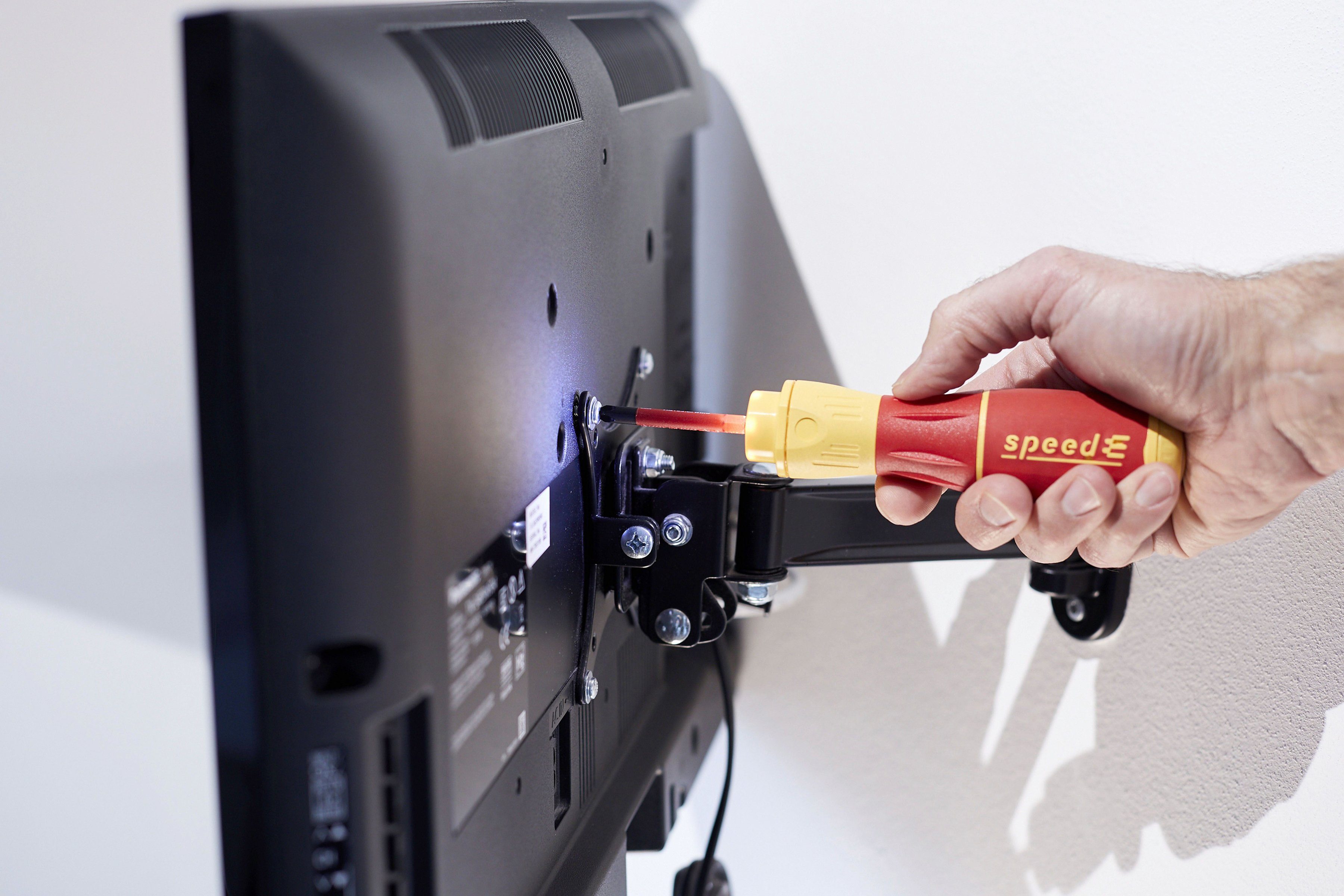 Wiha Schraubendreher E-Schraubendreher speedE® II electric (44318), (Set), 7-tlg. mit slimBits, Batterien und USB-Ladegerät in L-Boxx Mini