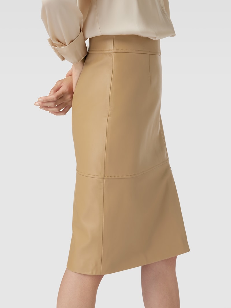 Bleistiftrock aus Lammleder mit Reißverschluss Modell 'Setora' in beige