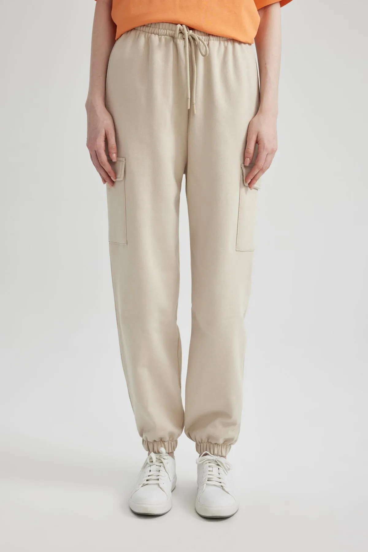 DeFacto  Coole Jogginghose mit Cargo-Taschen, C1444ax24sp