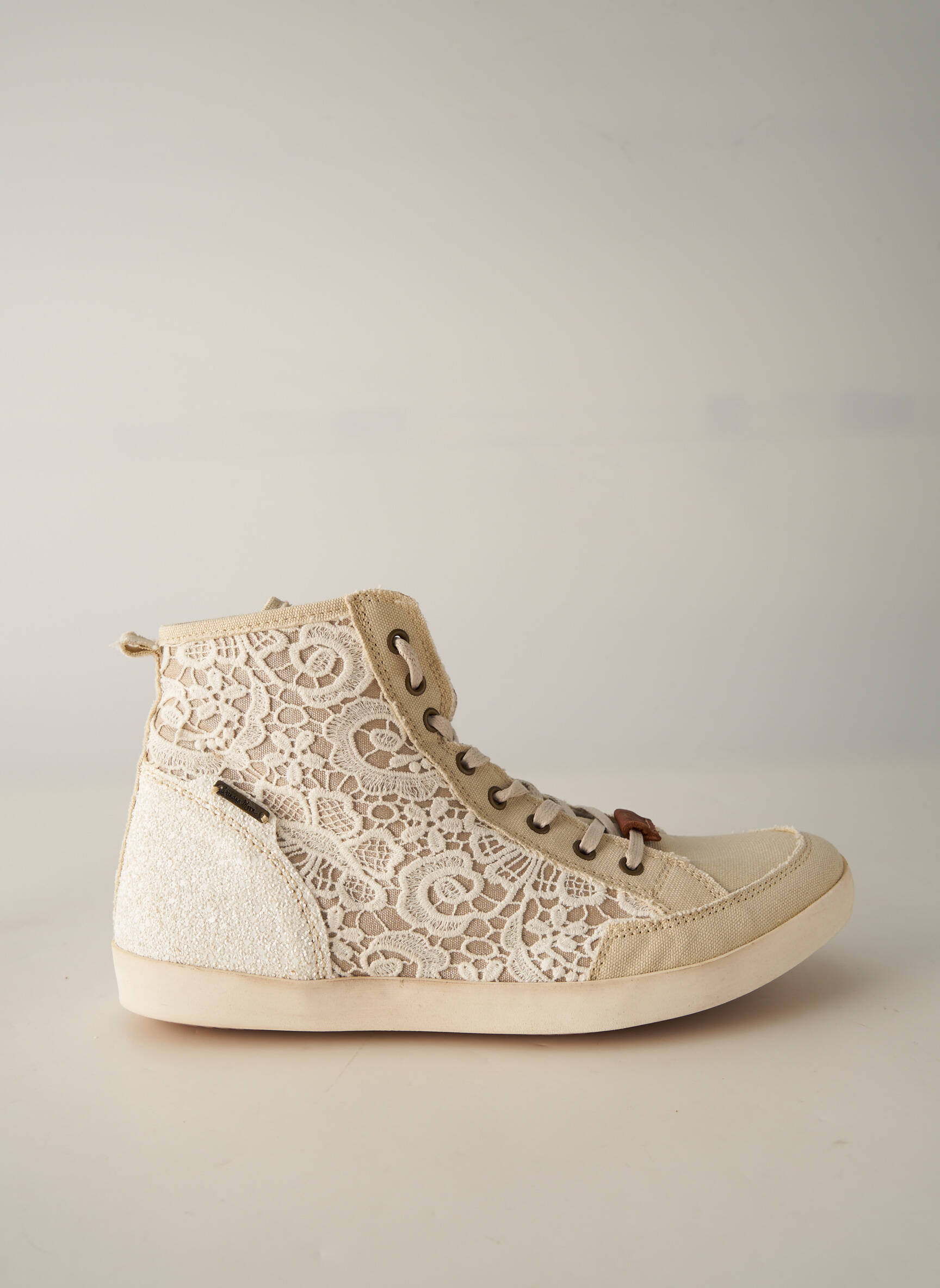 Banana Moon Baskets Femme couleur beige