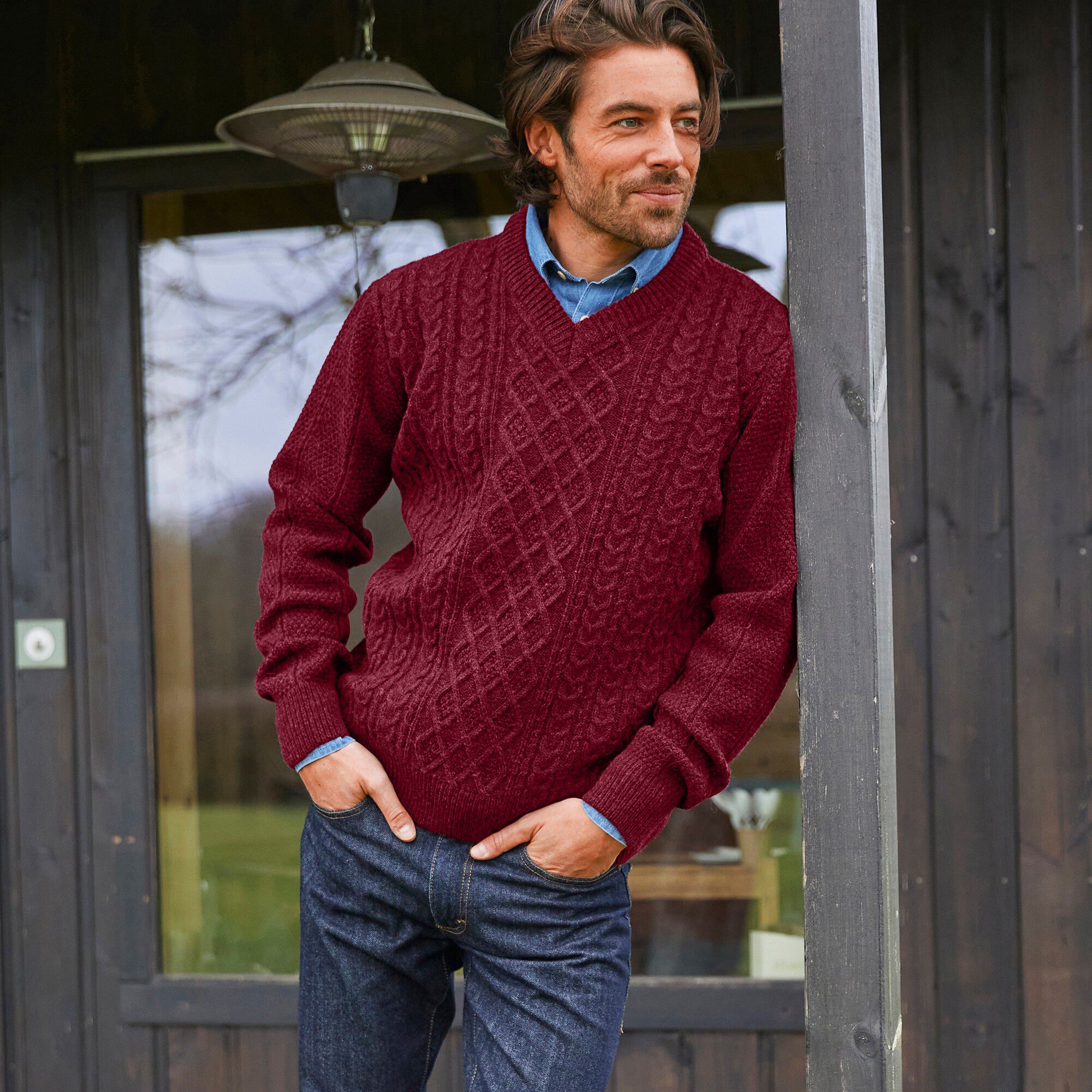 Pull col V maille irlandaise