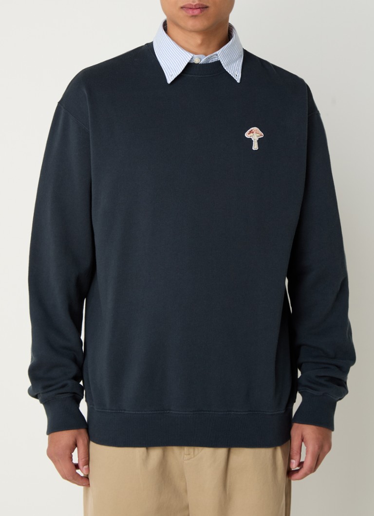 Tricou din bumbac organic cu broderie „Pădure de ciuperci”.