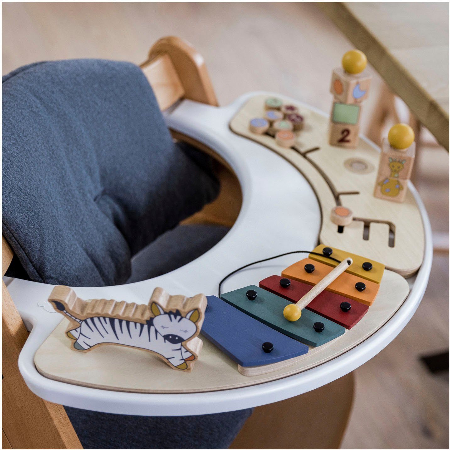 Hauck Hochstuhltablett Alpha Play Sorting Set Giraffe, Holz, Kunststoff, FSC® - schützt Wald - weltweit