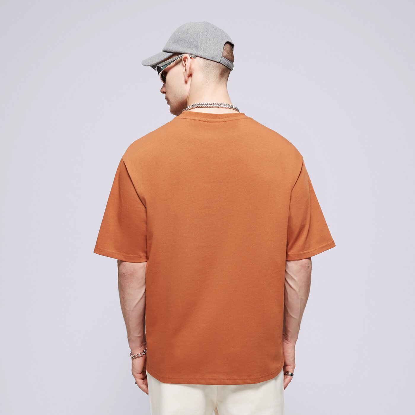 NEW ERA T-SHIRT NE HERITAGE PATCH OS NONE Braun
