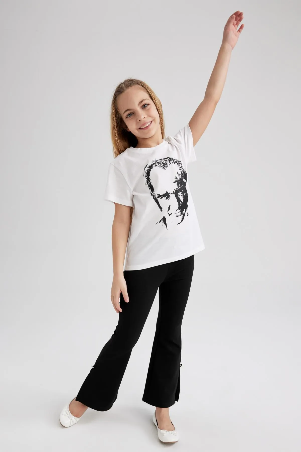 DeFacto  Mädchen T-Shirt mit Atatürk-Aufdruck, kurzärmlig, weiß, Z5093a623sm