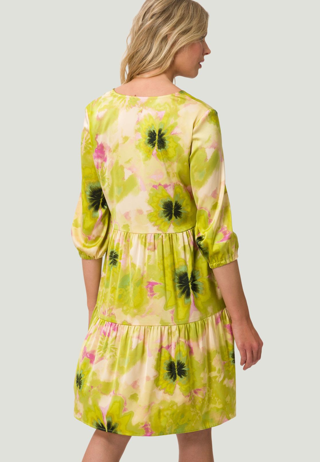 Stufenkleid mit Aufdruck