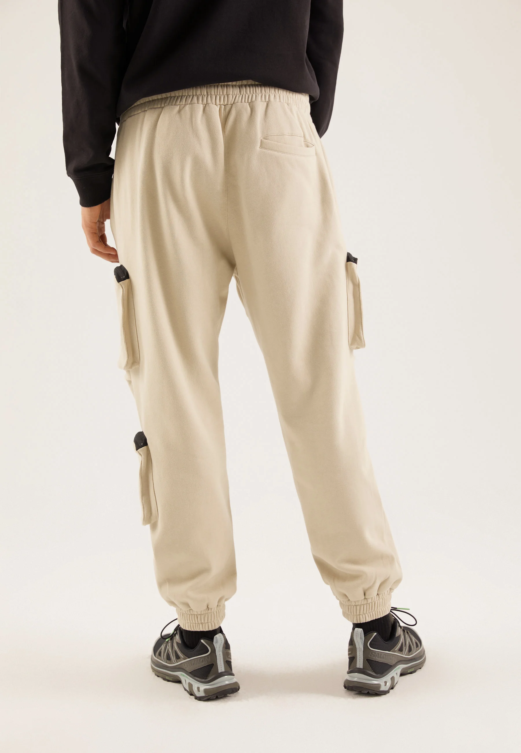 Pantalones deportivos Pier One