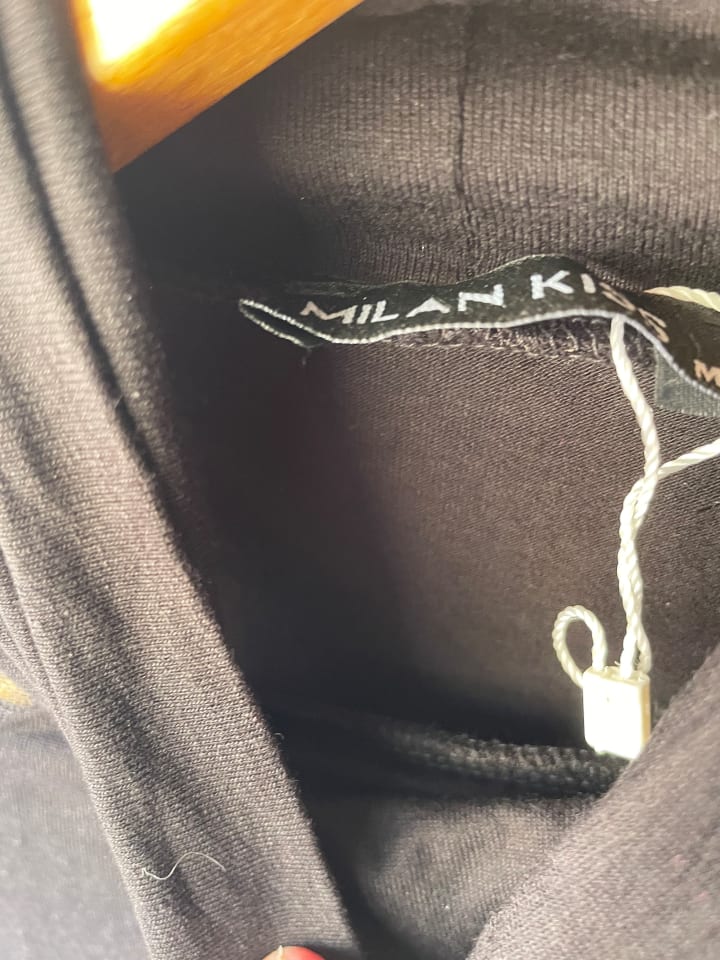 Milan Kiss Longsleeve in Schwarz günstig kaufen M