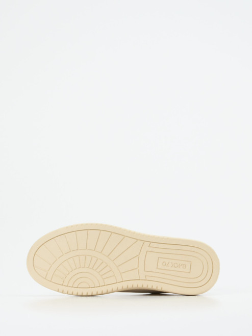 Sneaker-16637910029 Back 70