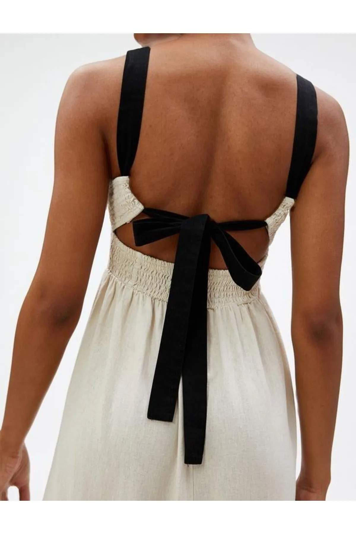 Koton  Langes Kleid aus Leinenmischung mit Neckholder und Gimped-Detail am Rücken