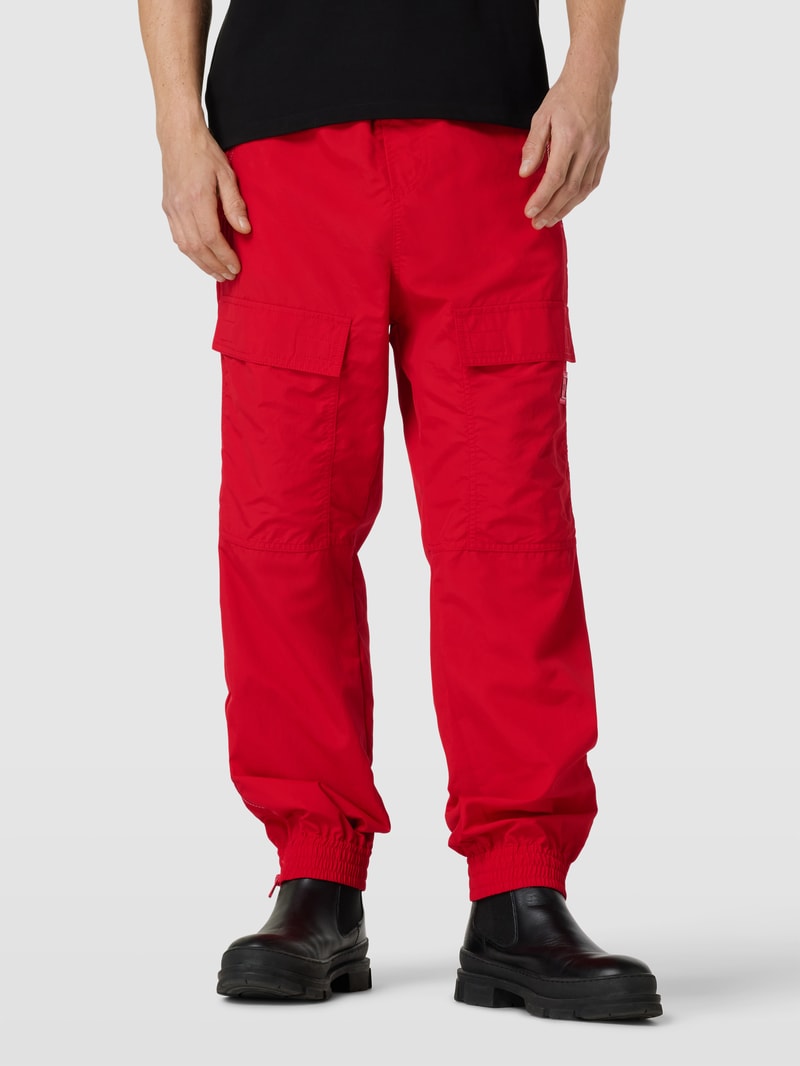 Stoffhose mit aufgesetzten Taschen Modell 'Ganno' in rot