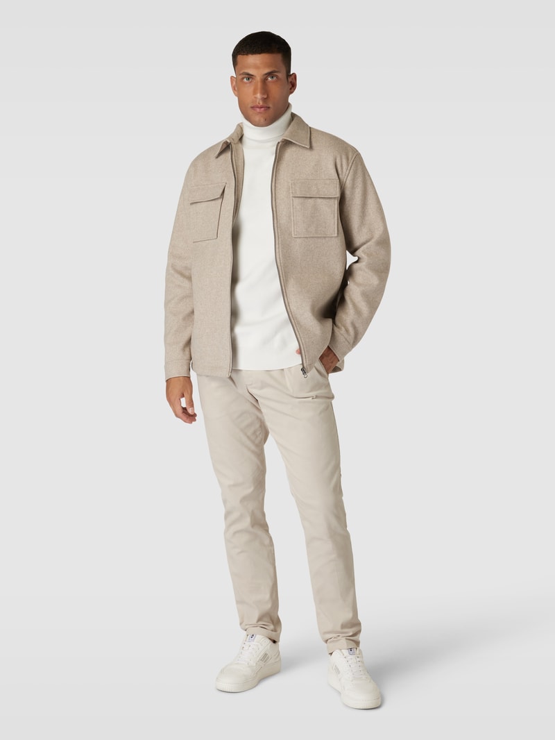 Chino mit Paspeltaschen in beige