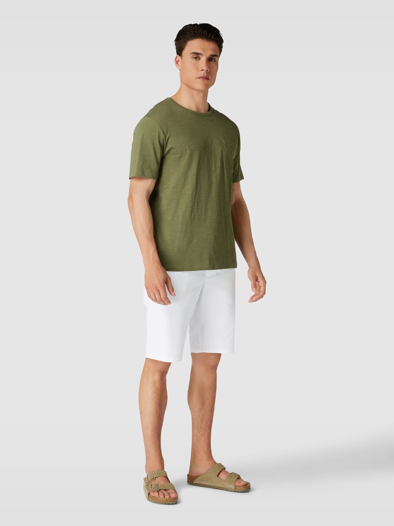 Bermudas mit Stoffgürtel in weiß