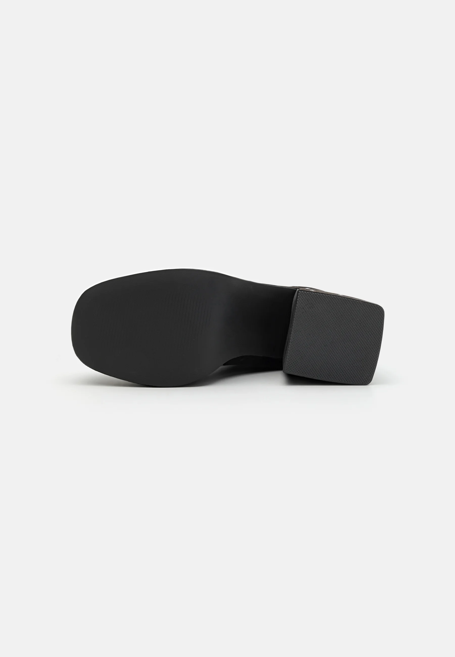 Botines de plataforma de corte ancho Even&Odd