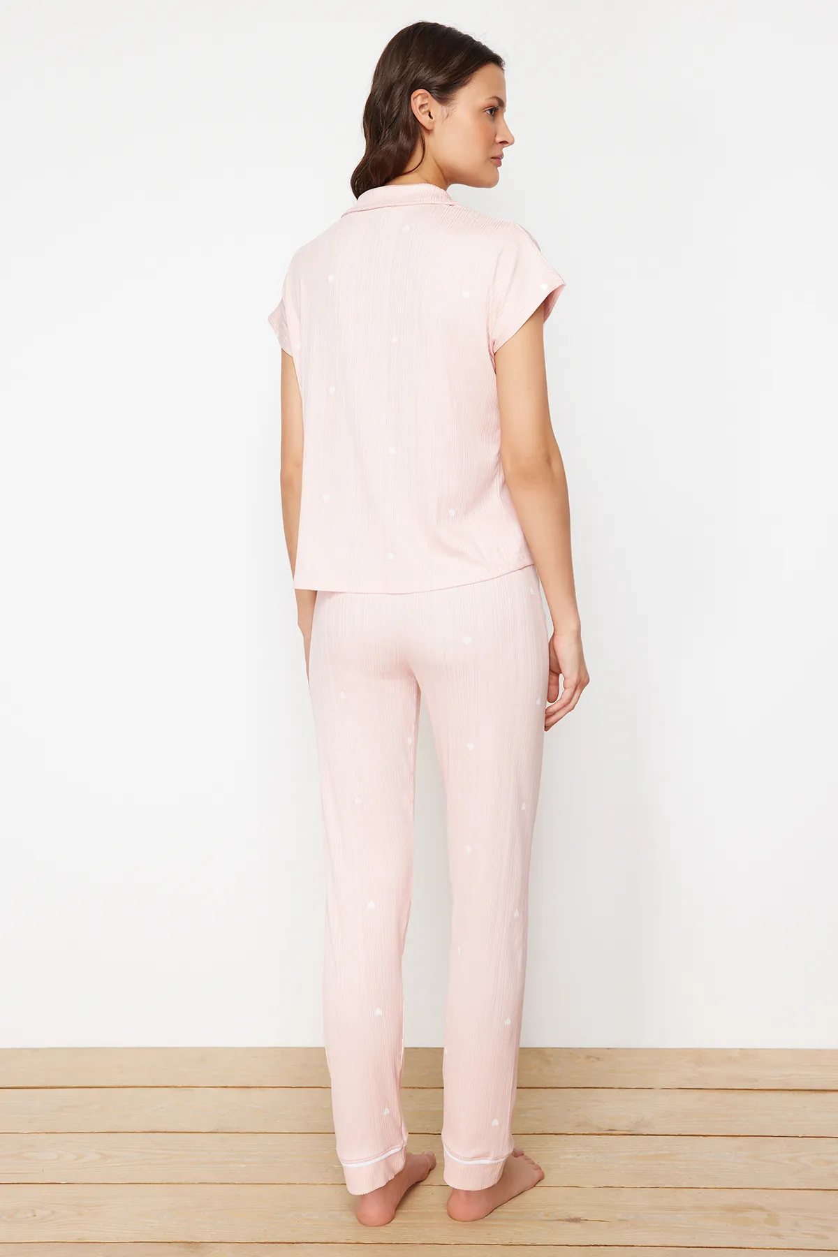 Trendyol Collection  Rosa 5er-Pack Pyjama-Set aus Rippstrick mit Herzmotiv THMSS24PT00380