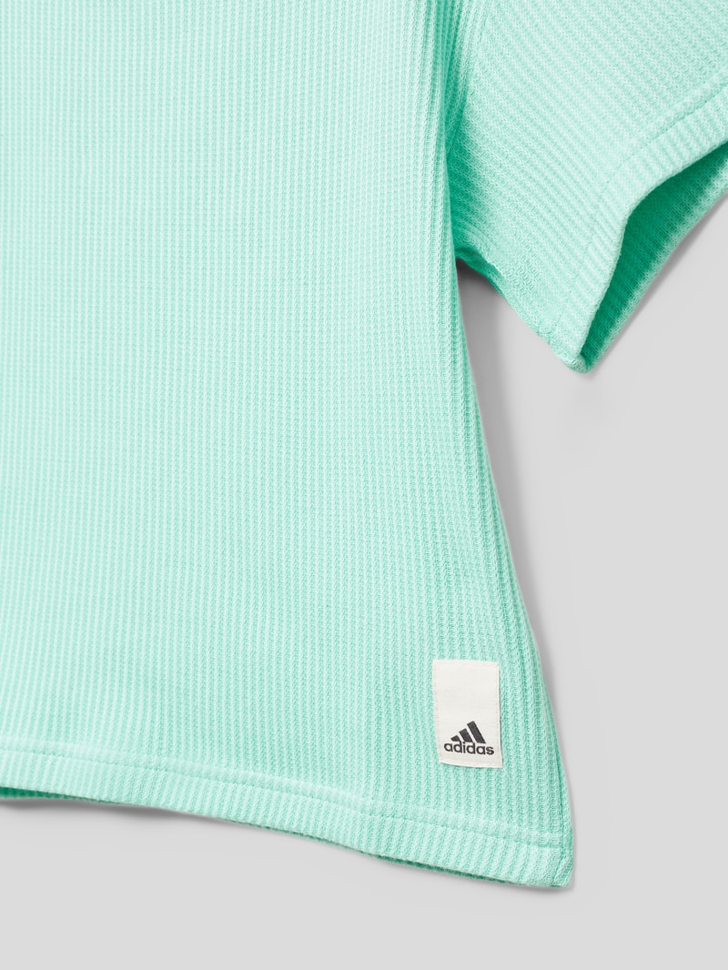 T-Shirt in Ripp-Optik in mint