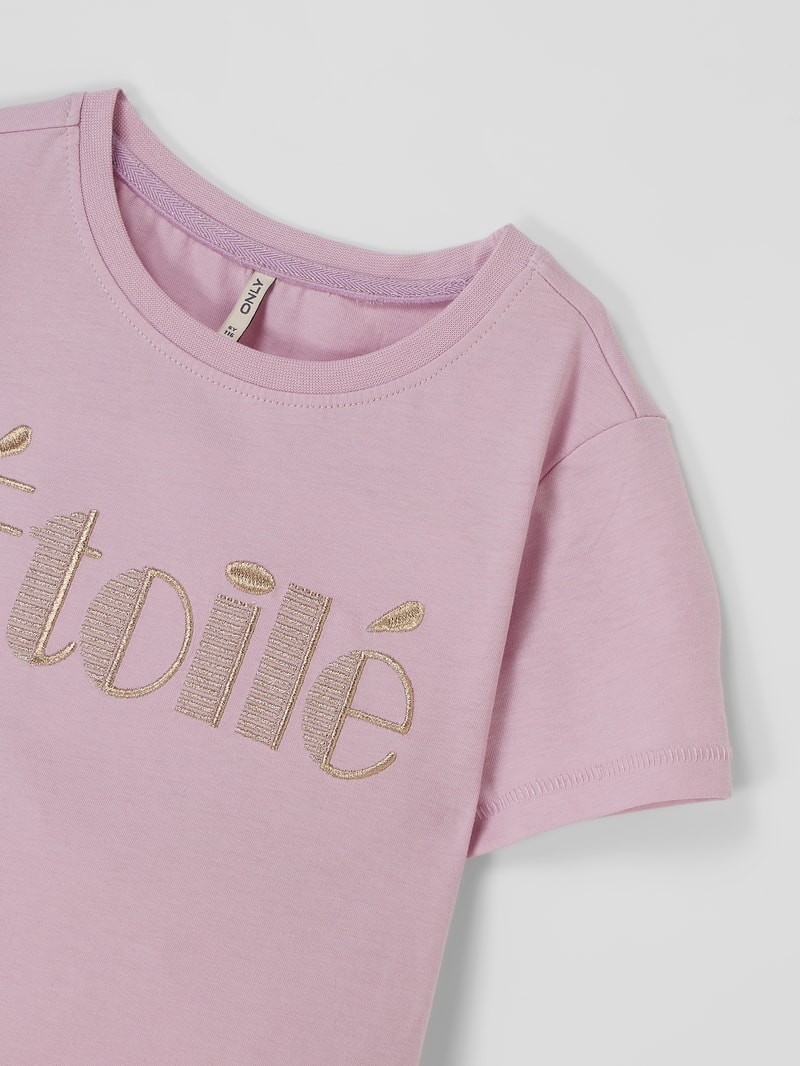 T-Shirt mit Effektgarn Modell 'Jenka' in flieder