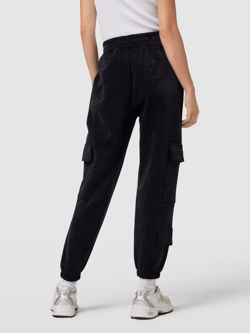 Sweatpants mit Cargotaschen Modell 'EUPHEMIA' in schwarz