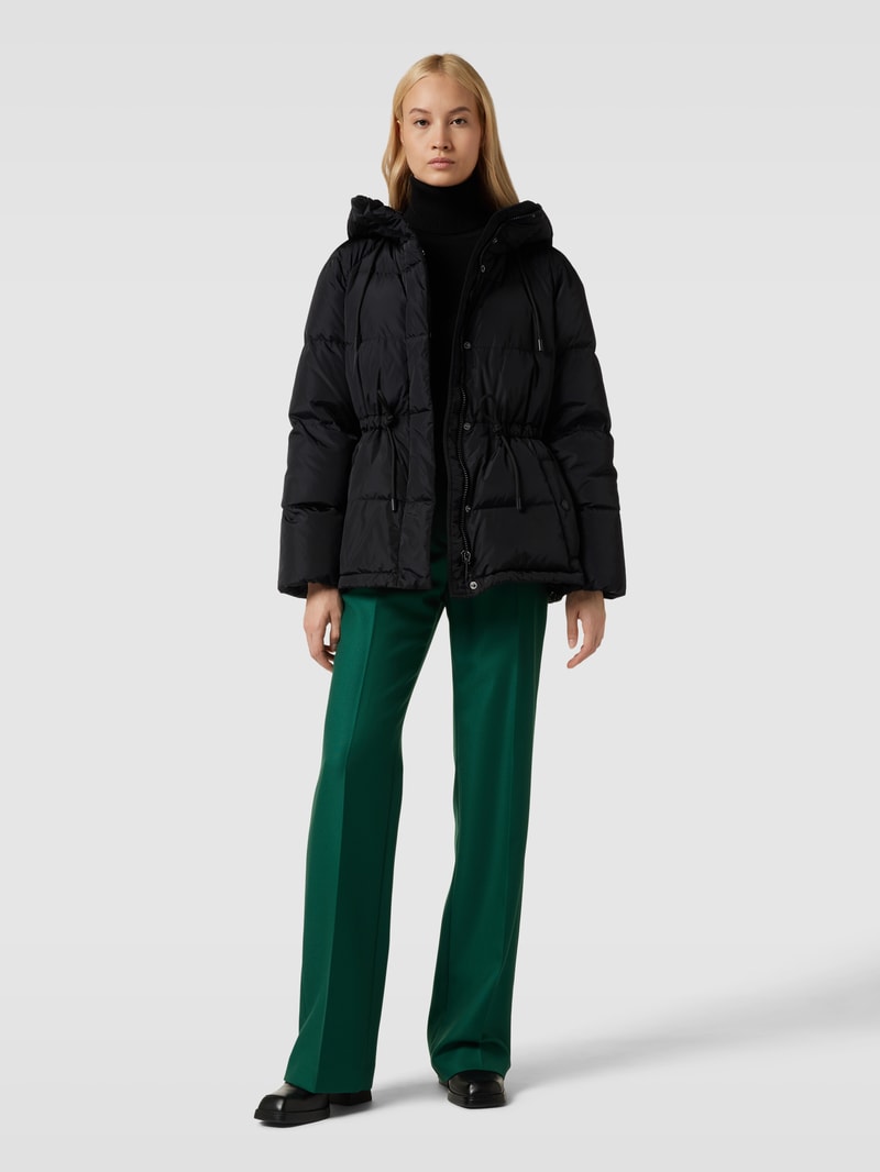 Dauneenjacke mit Label-Details Modell 'YSER' in schwarz
