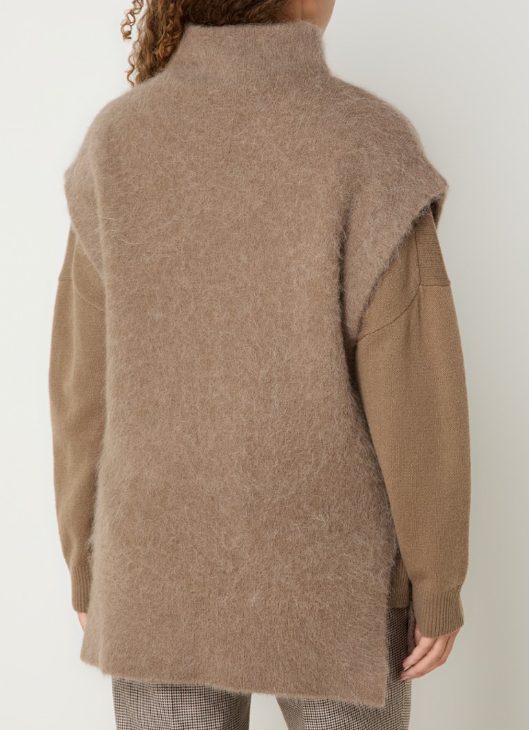 Giacca Spencer in pregiata maglia di misto alpaca con collo alto, disegnata da Claudia Sträter.
