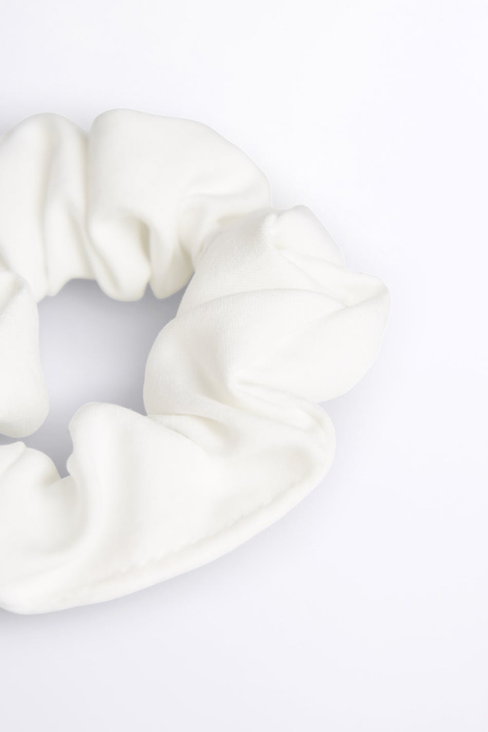 Dina scrunchie