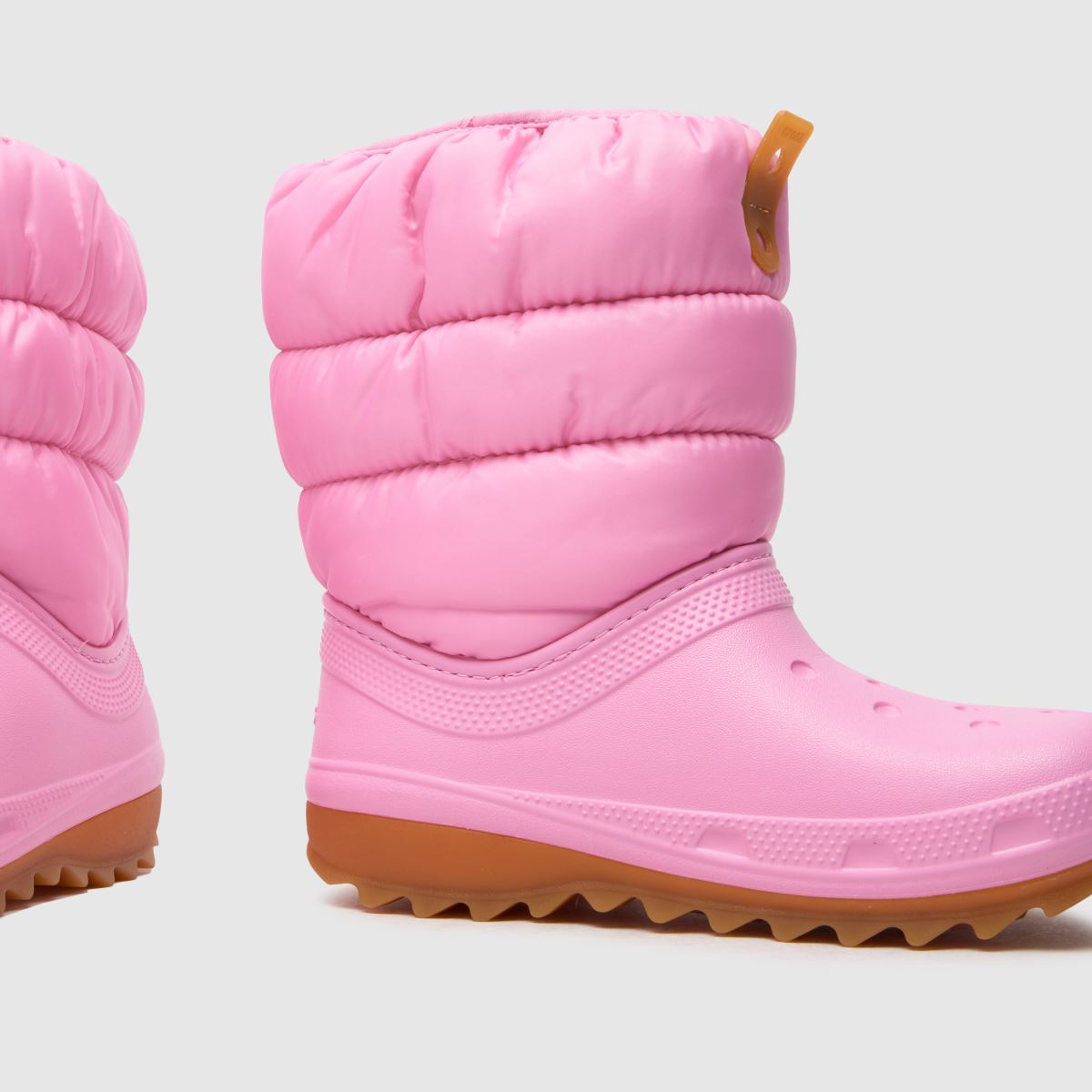 Crocs ljusrosa klassiska neo puff flickor junior stövlar
