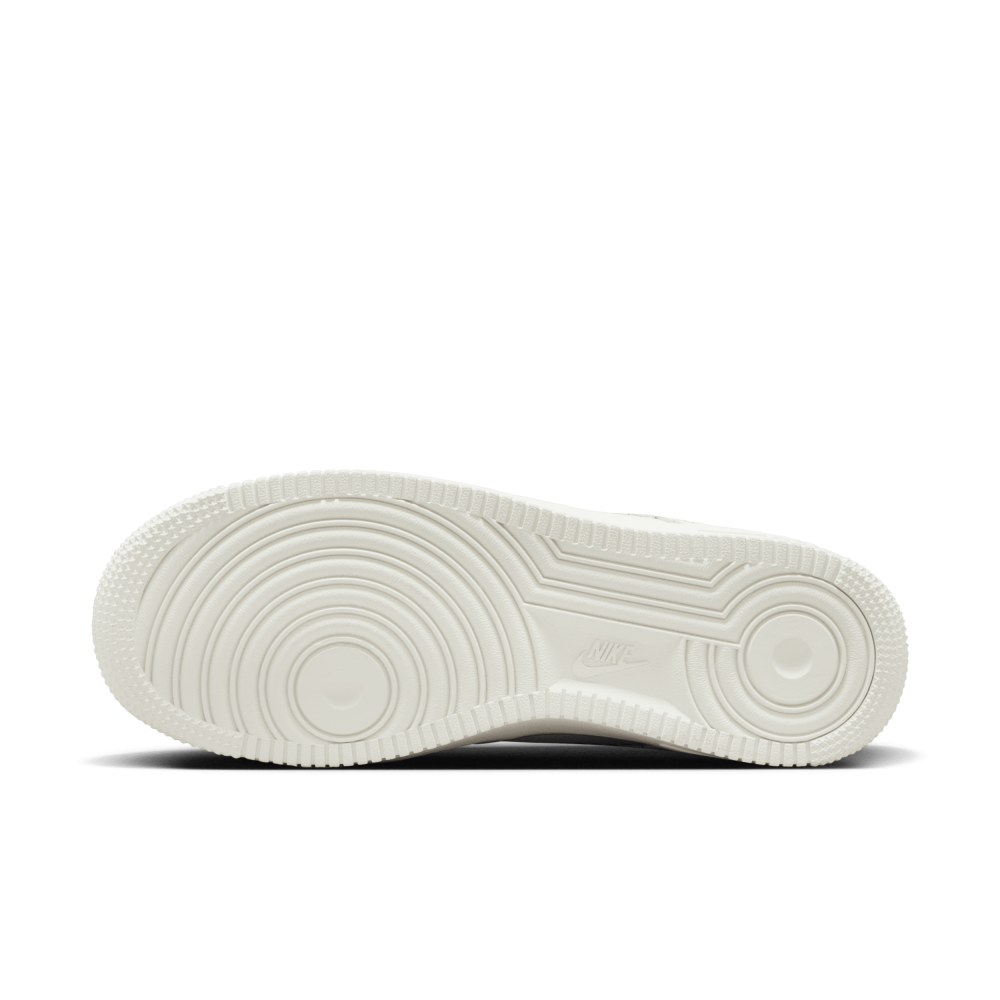 Nike Air Force 1 07 FV0951-100 / weiss