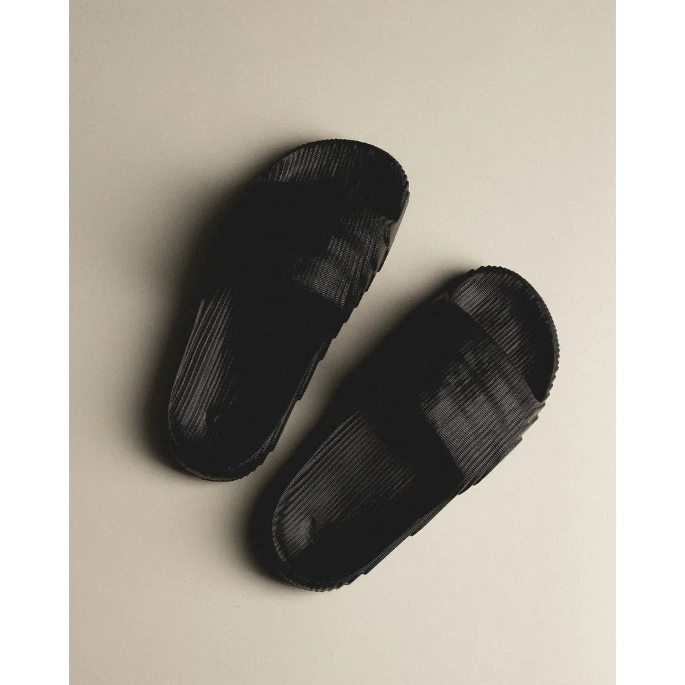 adidas Adilette 22 ID4925 / schwarz
