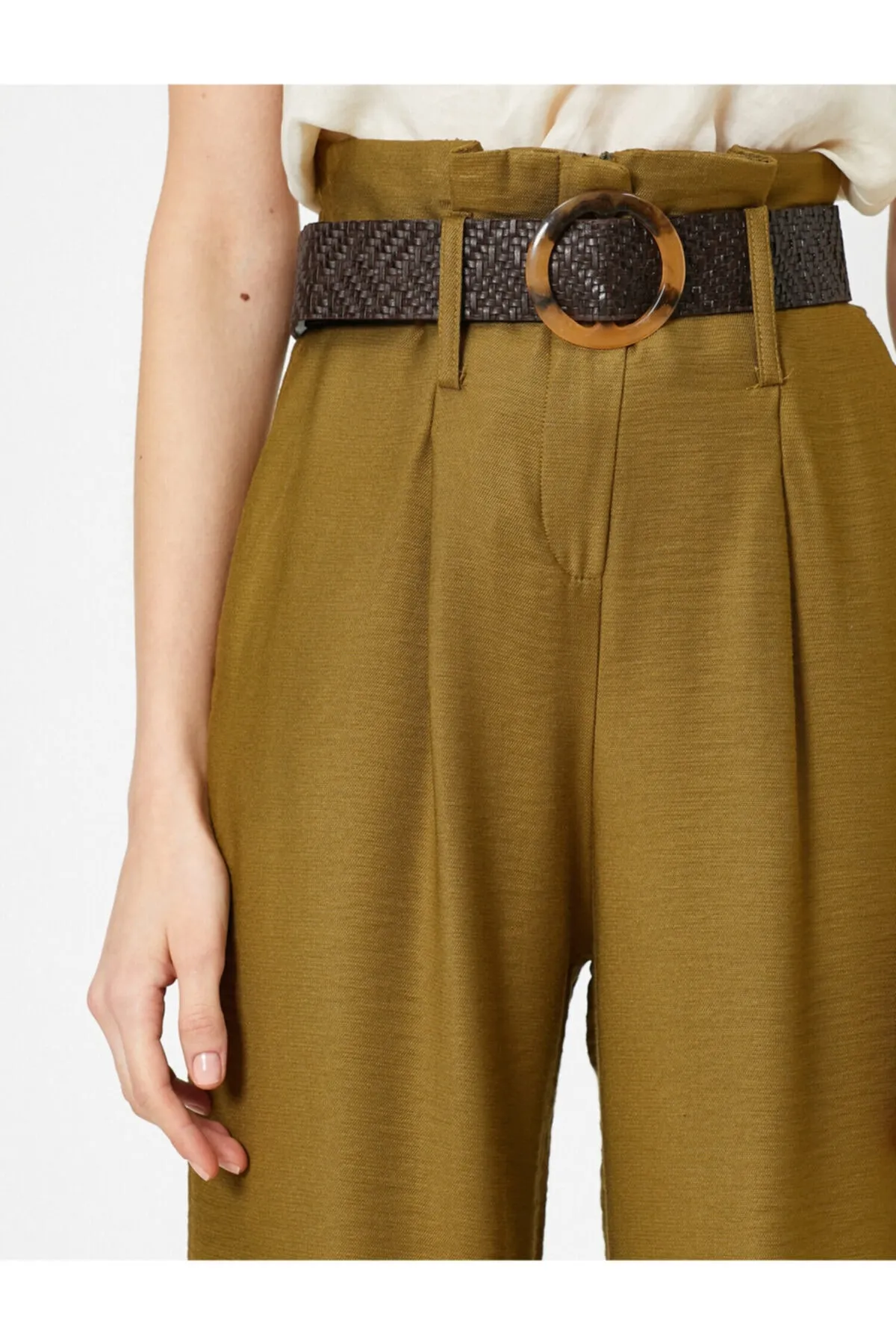 Koton  Gürteldetaillierte Hose mit hoher Taille und Taschendetail