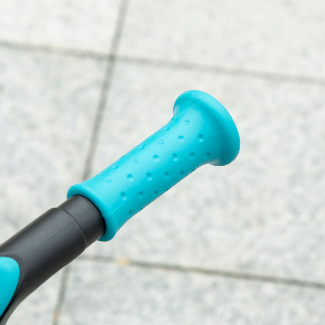 AIYAPLAY Laufrad Kinderlaufrad nur 3,5kg verstellbarer Sitz für 1,5-3 Jahre Blau