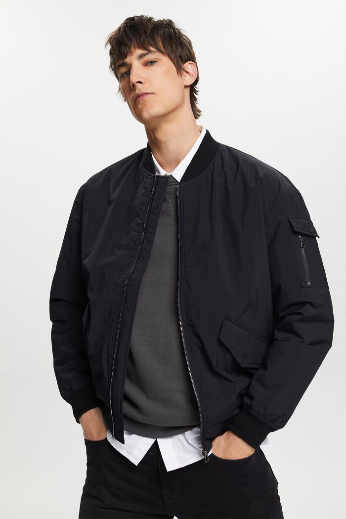 Recycelt: Jacke im Bomber-Stil