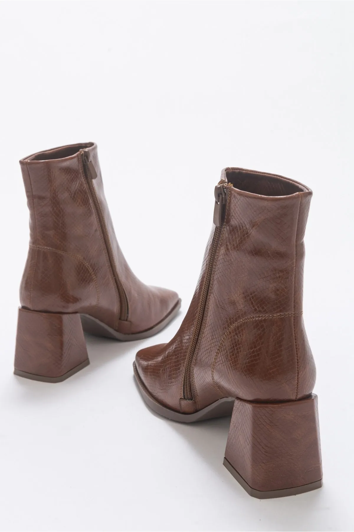 LuviShoes  Loren Tan gemusterte Damenstiefel