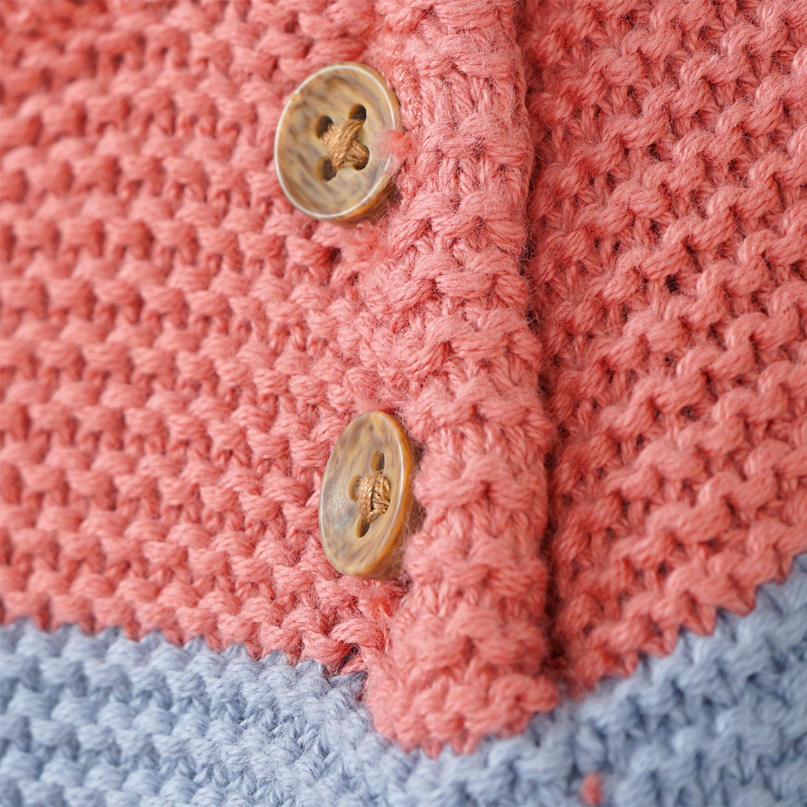 Baby Strickpullover mit Farbteiler