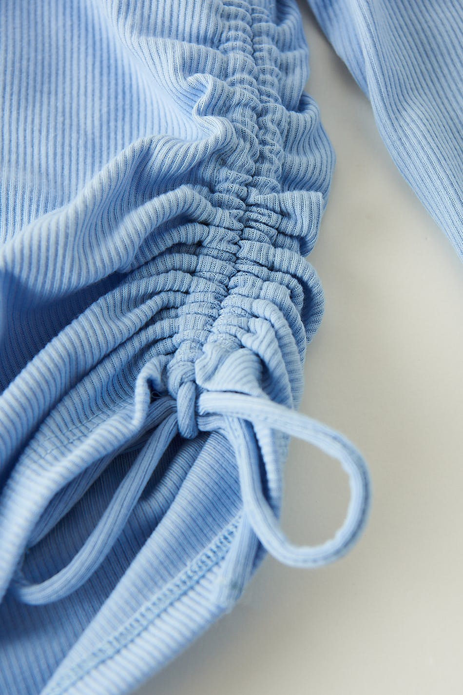 Y long sleeve drawstring top