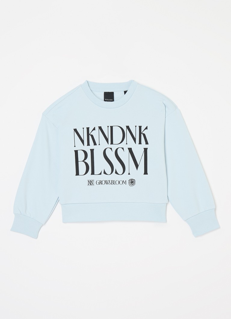 Pulover NIK&NIK Blossom cu logo imprimat