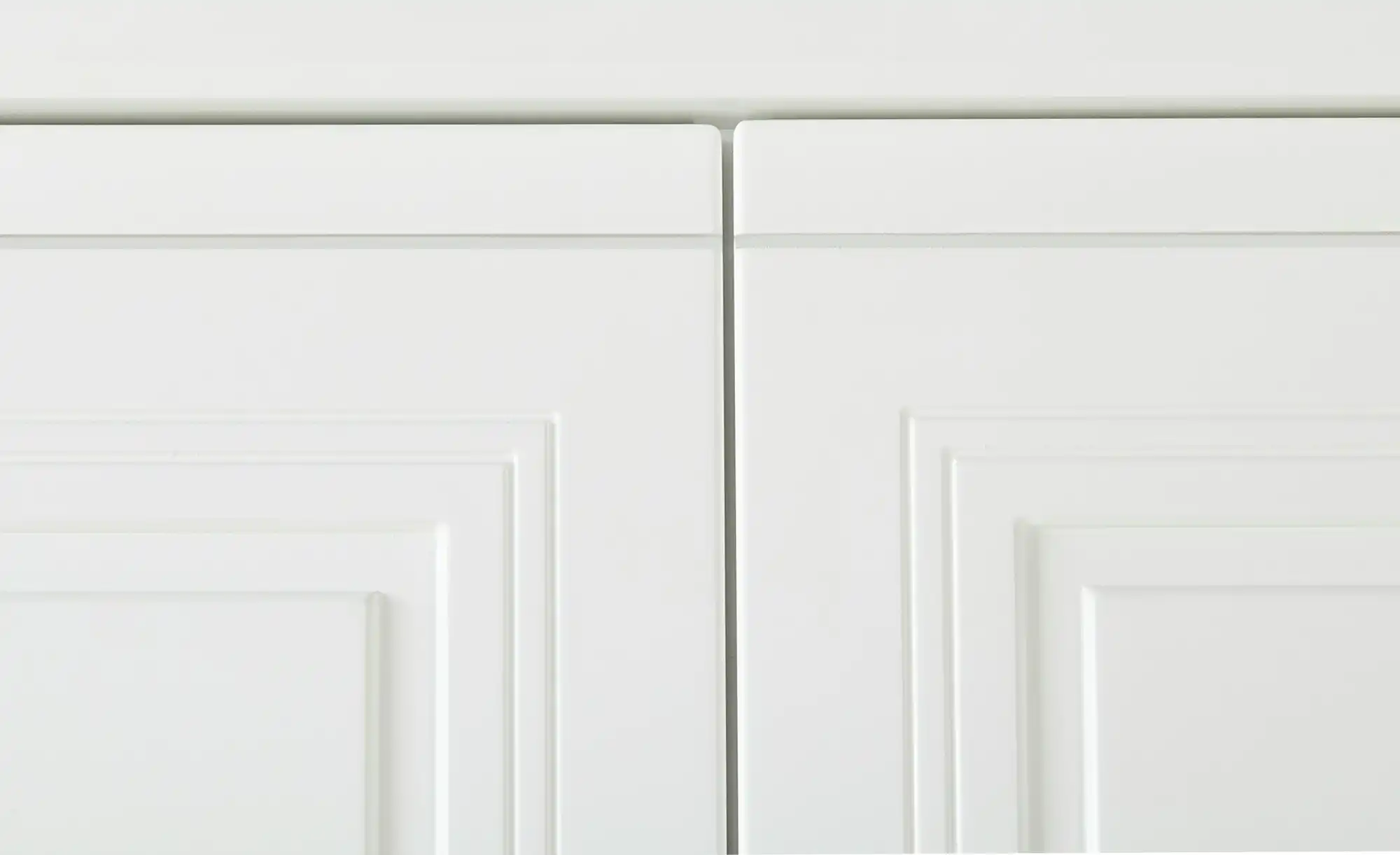 Kleiderschrank