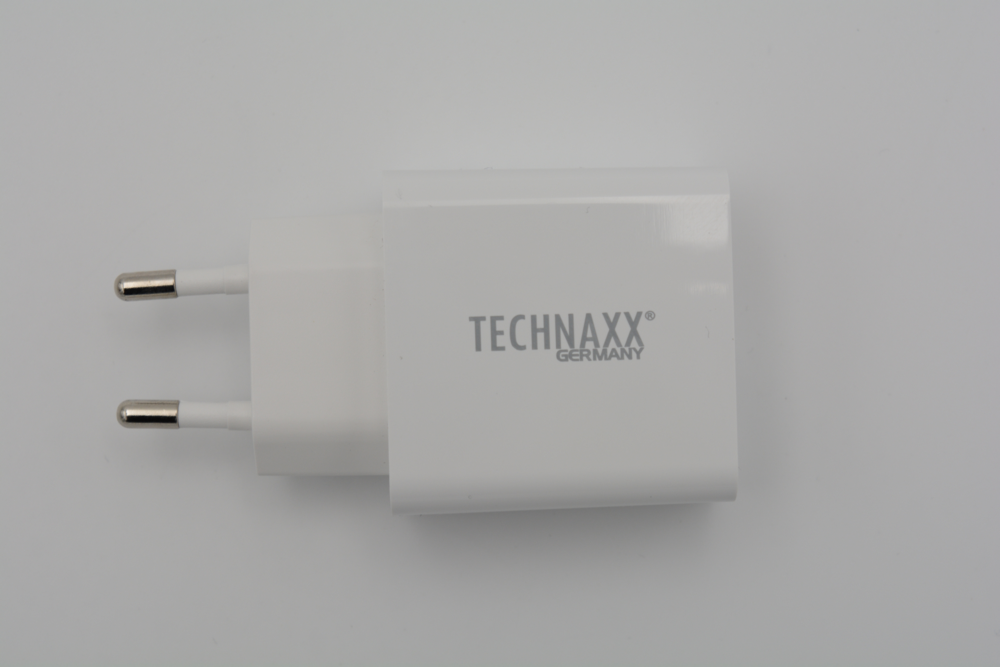 Technaxx Fast Charge - Ladegerät, USB-Typ-A QC 3.0 Schnellladegerät 18W, TX-197