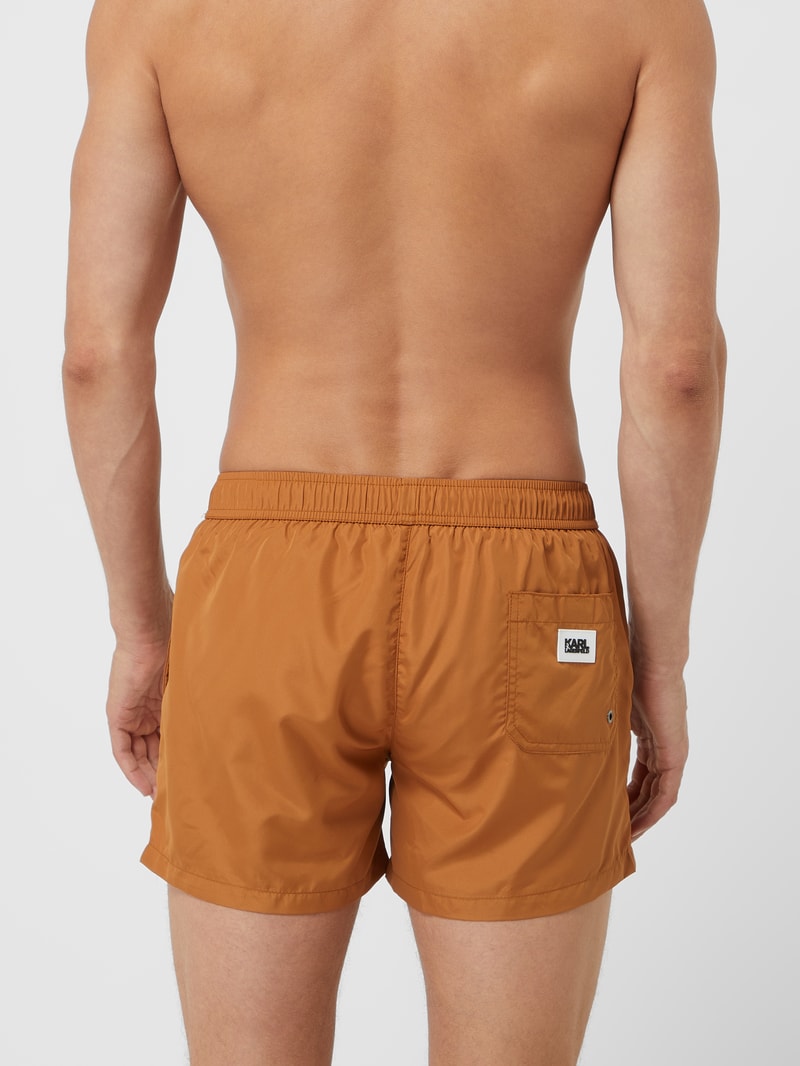 Badehose mit Logo in camel