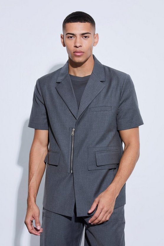 Kurzärmliger kastiger Blazer mit Reißverschluss-Detail