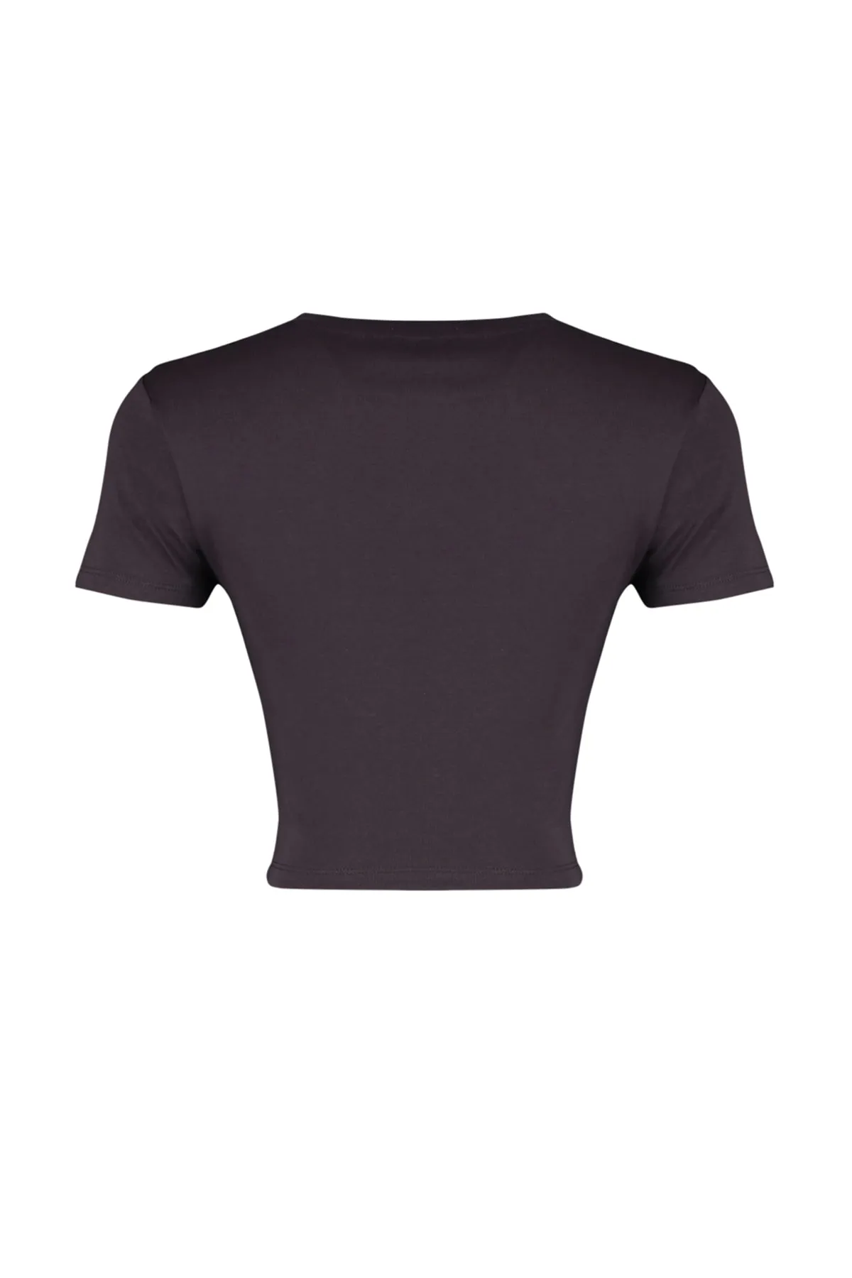 Trendyol Collection  Anthrazitfarbenes, figurbetontes, kurzes Strick-T-Shirt aus 100 % Baumwolle mit Slogan-Aufdruck TWOSS23TS00319