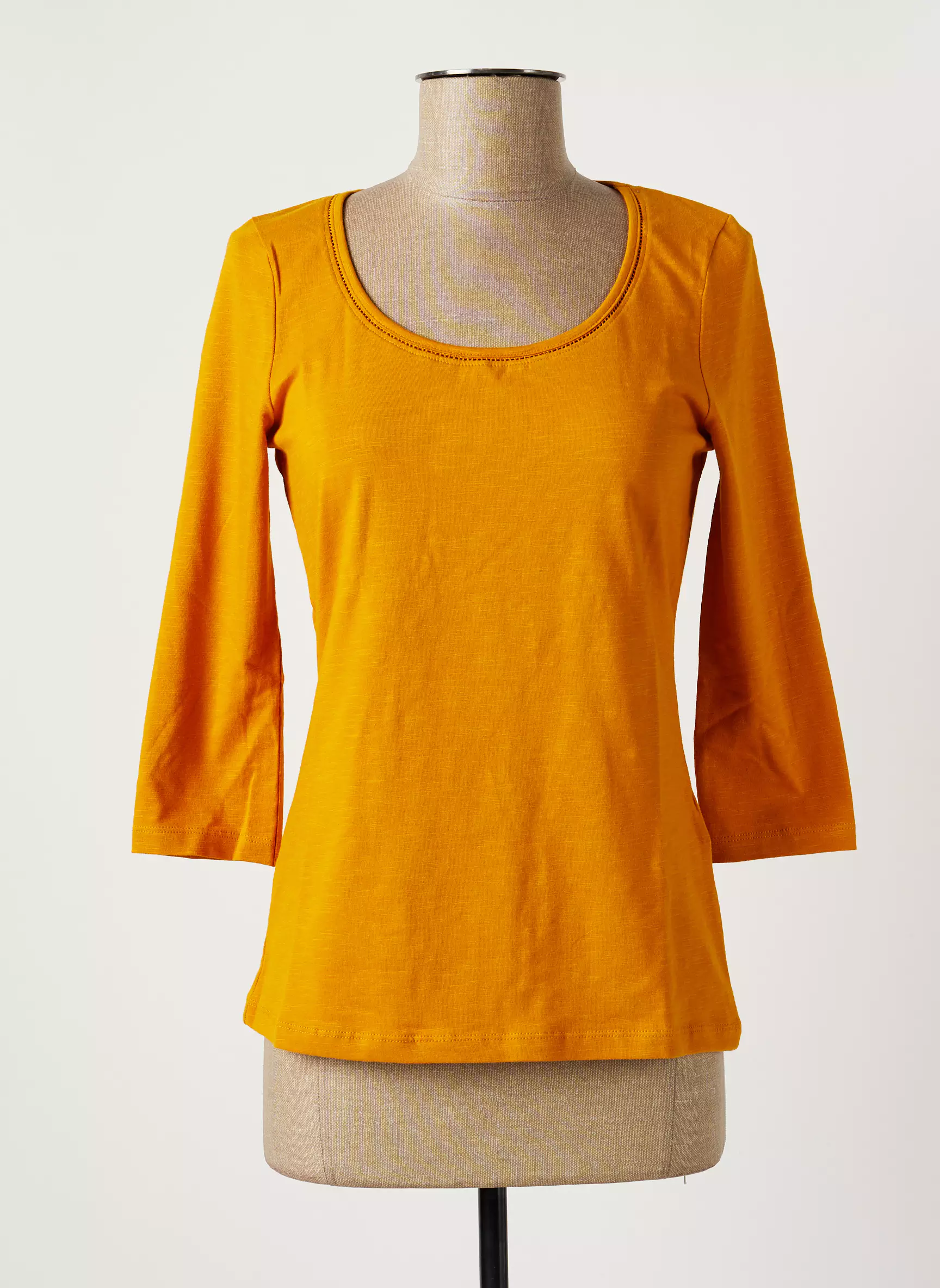 La Fiancee Du Mekong Tshirts Femme couleur jaune