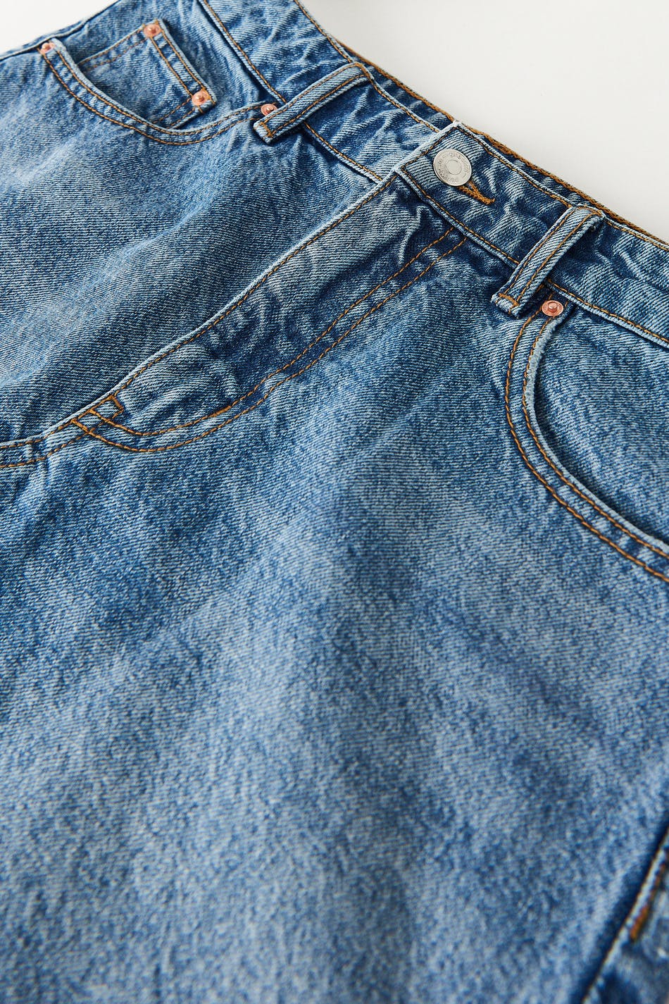 Low vintage denim skirt