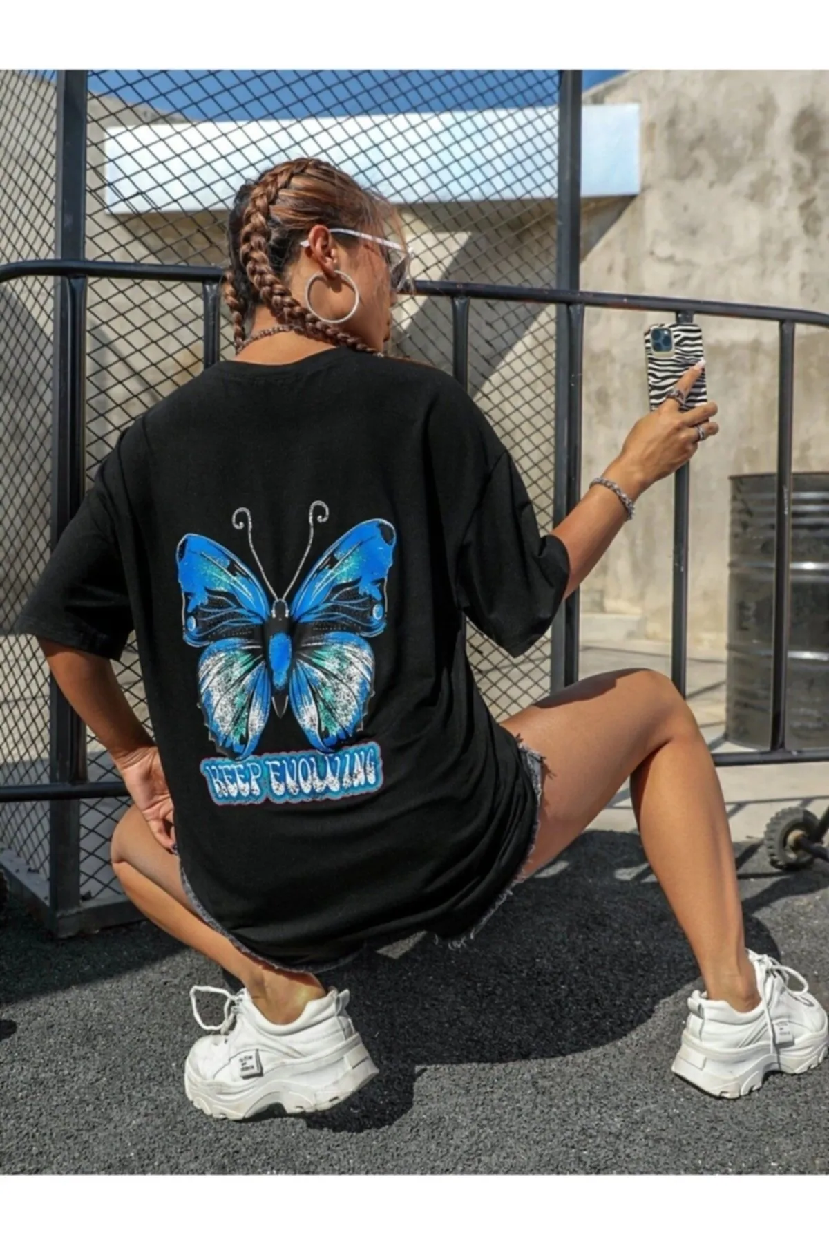 trendypassion  T-Shirt mit Schmetterlings-Rückendruck