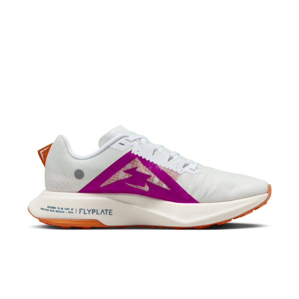 Nike ZoomX Ultrafly Trail DZ0489-101 / weiss