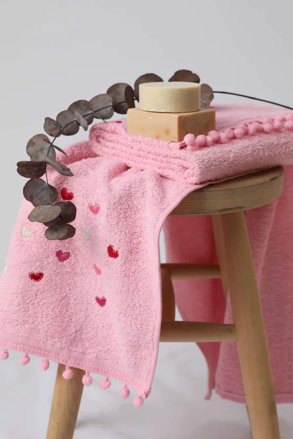 FAVORA  Yoncagül Pompom 2er-Pack Hand- und Gesichtshandtücher 50 x 90 – Rosa