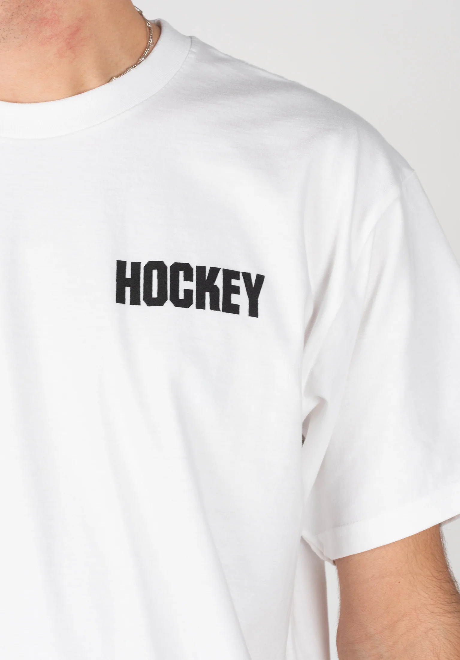 x Independent Tee